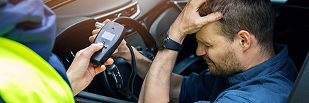 Blokada alkoholowa - alkomat w samochodzie [Kompendium]