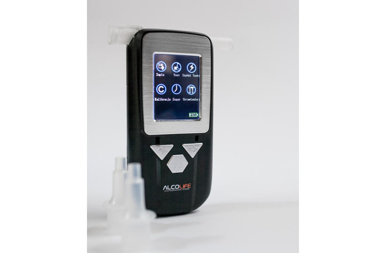 Alkomat Alcolife F5 PRO + etui + walizka + GRATIS