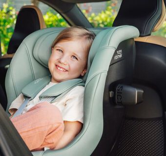 Przewaga Britax Romer Max-Safe Pro