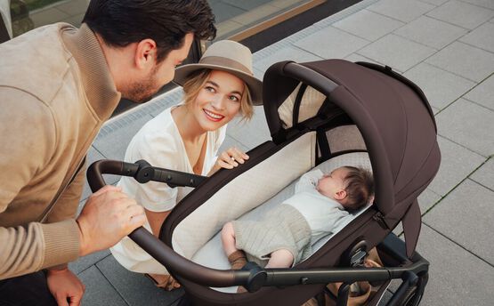 Britax Romer Venna + Gondola 2w1 cecha
