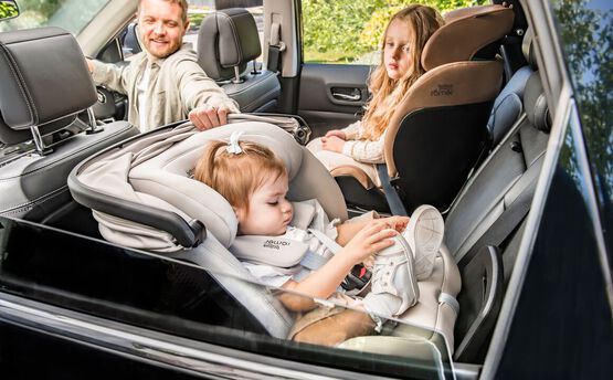 Britax Romer Swivel Grow Max Air 0-25 kg funkcjonalność
