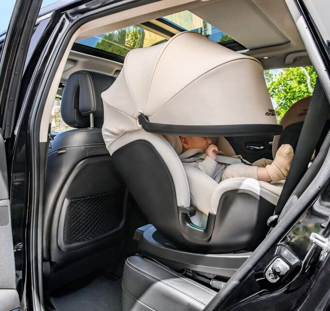 Cechy Britax Romer Swivel Grow Max Air 0-25 kg