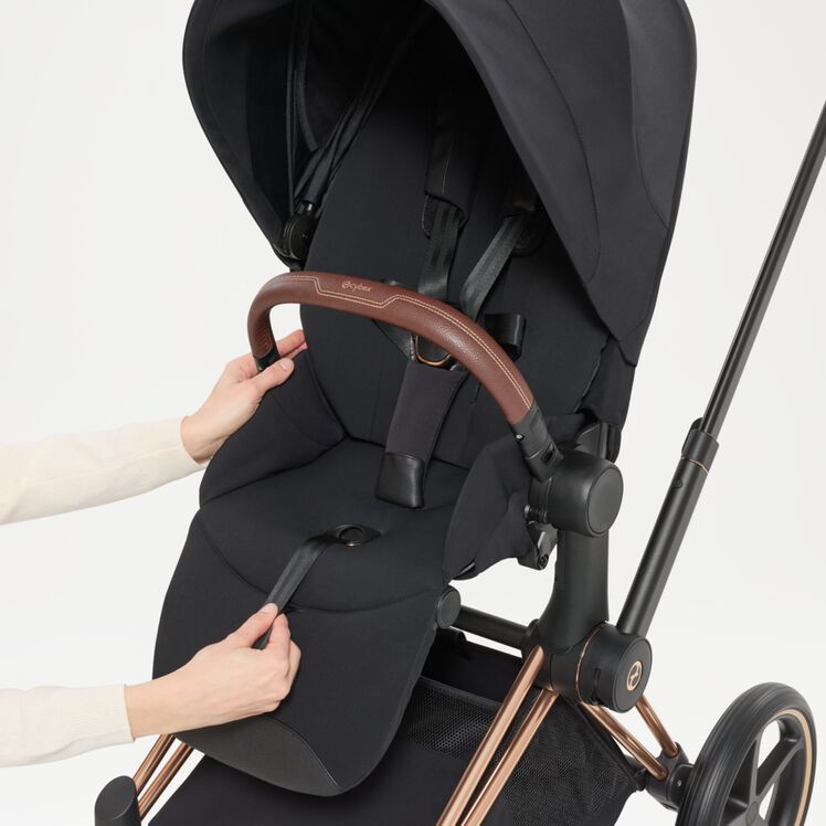Cybex Priam 5.0 Style Tapicerka siedziska funkcjonalność