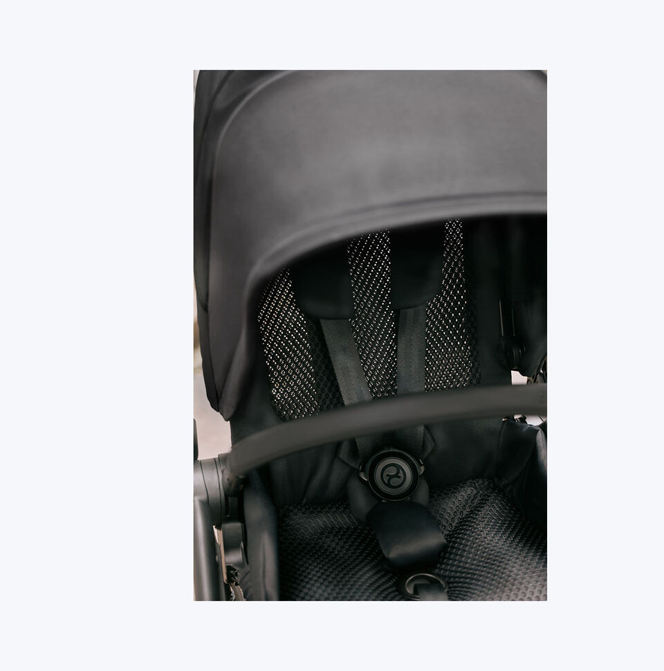 Zaleta Cybex Melio Carbon + Gondola 2025