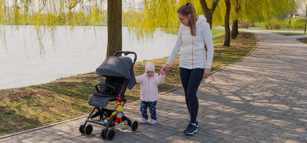 Najlepsza spacerówka dla dwulatka w 2021 roku [RANKING]