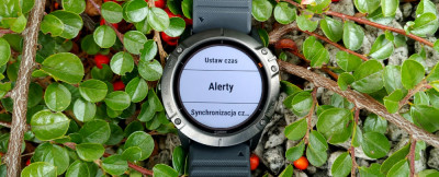 Jak ustawić alert pełnej godziny w zegarku Garmin Fenix 6?