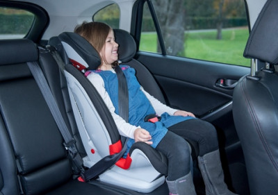 Zaleta Britax Romer Advansafix III SICT 9-36 kg